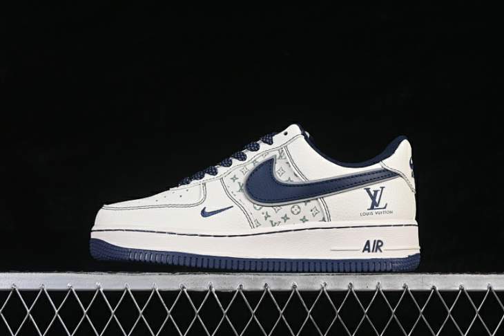 Picture of Air Force 1 _SKUfw22464810380461028fw